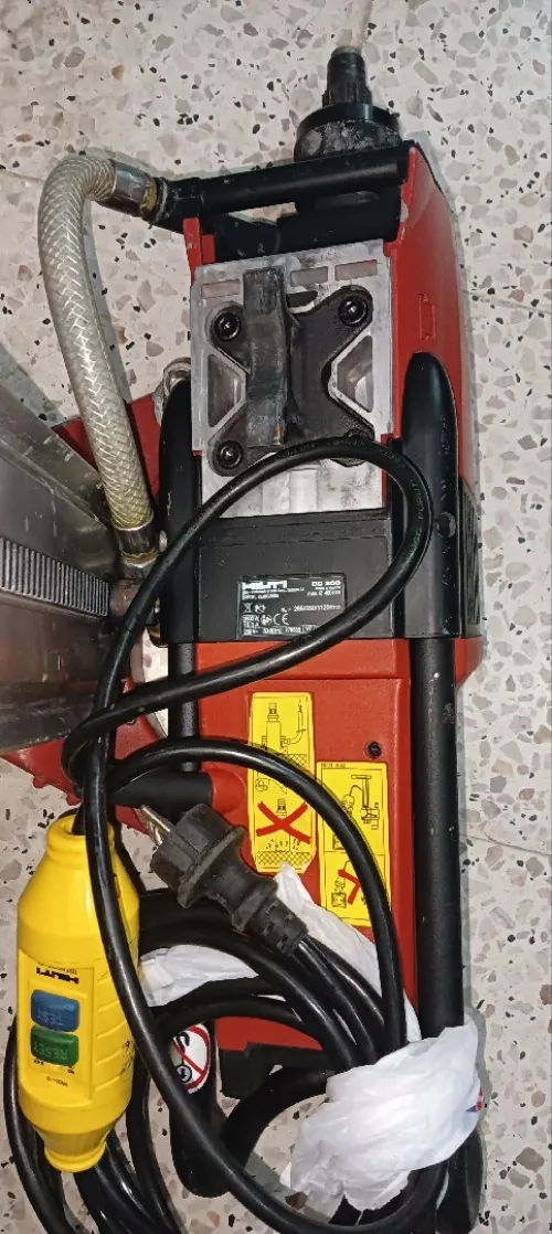 Carotteuse Hilti dd 200