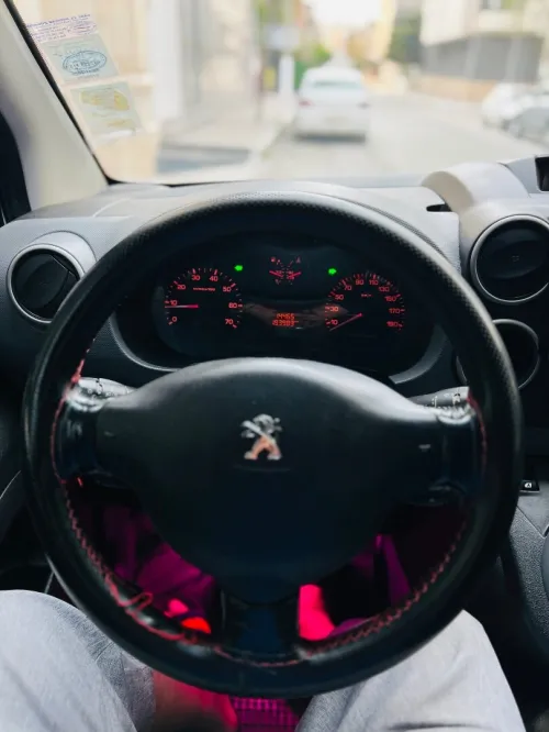 Peugeot Partner 2015 B9
