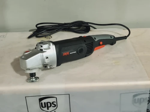 Polisseuse / ponceuse 1300W - SKIL Master 9950 MA (avec accessoire)