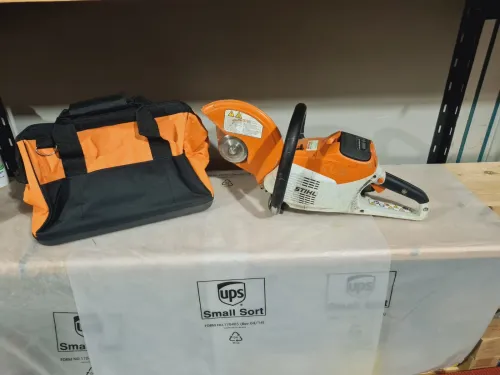 découpeuse 230mm à batterie 36V 7.2Ah STIHL TSA 230 à sec ou à eau (BL-2018)