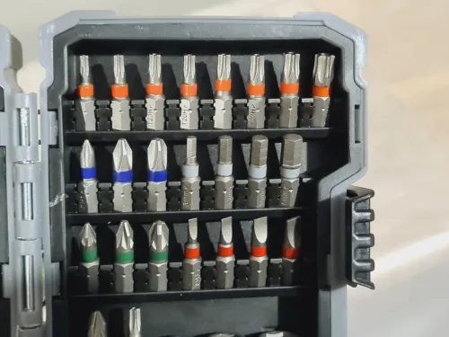 BOSCH 35pcs - coffret embouts et foret HSS-G 