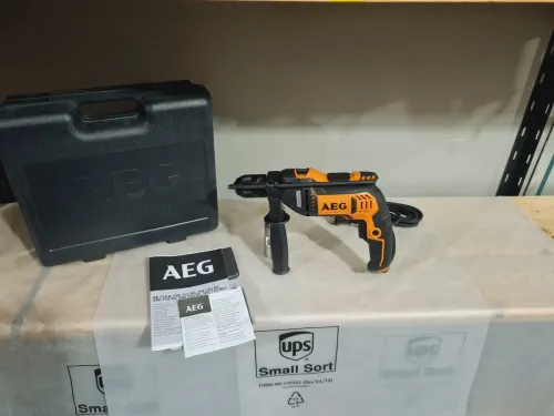Perceuse à percussion 750W 13mm - AEG SBE 750 RE (Czech Republic)