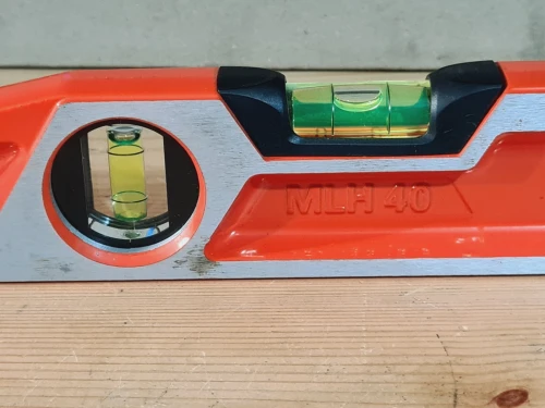 Niveau antichoc original STANLEY MLH 50 / MLH 100 (France)
