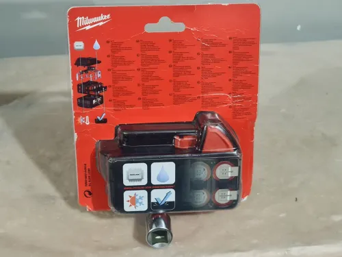 Batterie MILWAUKEE M18B5 18V 5.0Ah (neuf)
