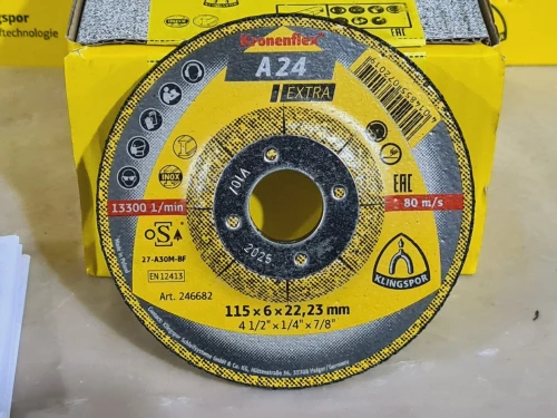 Disque a meuler original métal/inox 115 x 6 x 22.23mm KLINGSPOR A24 EXTRA (2026-Poland)