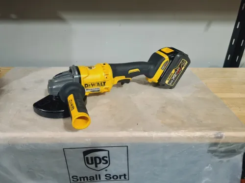 Meuleuse sans fil 125mm 54V 6.0Ah DEWALT DCG414 (BL-2018)