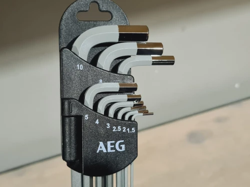 AEG - Jeu De 9 Clés Mâles / Allen à tête sphérique (1.5-10mm)
