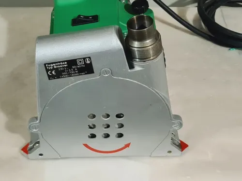  Rainureuse / Chanfreineuse des revêtements de sol PVC-P, PE - LEISTER Groover (BL-Switzerland)