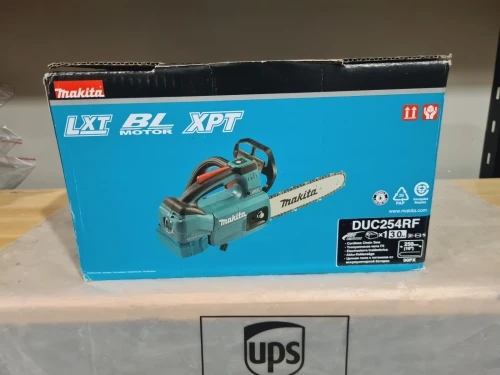 Scie à chaîne / tronçonneuse à batterie 18V MAKITA DUC254RF 25 cm (BL-2023-Romania)