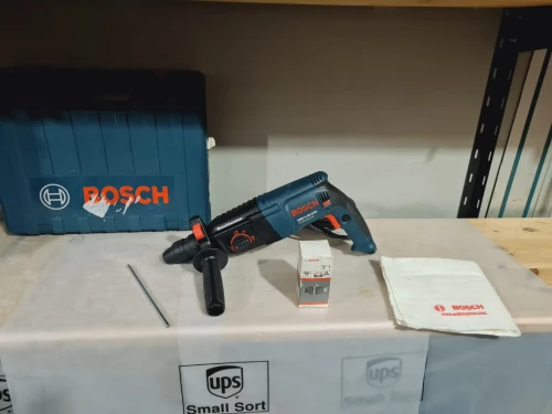 Perforateur Électrique 26mm 2.7J 800W - BOSCH GBH 2-26 DFR double mandrin (Germany)