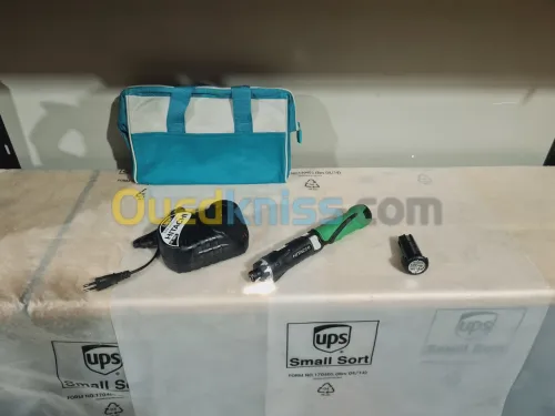 Tournevis compact 1/4" 3.6V - HITACHI DB3DL2 (Japan)