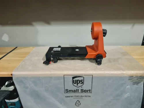 HILTI PRA 72 - Support mural / adaptateur pour les laser rotatifs