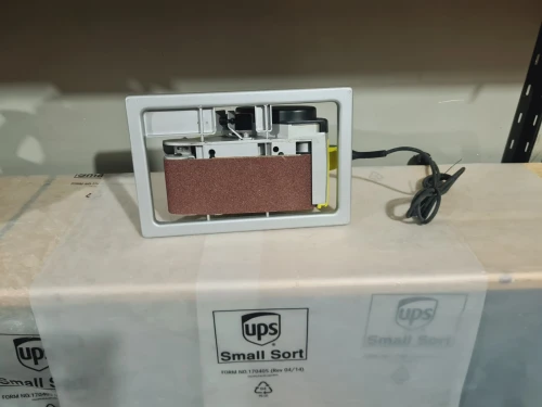 Ponceuse à bande 1350W 100mm + cadre - RYOBI EBS-1310V 