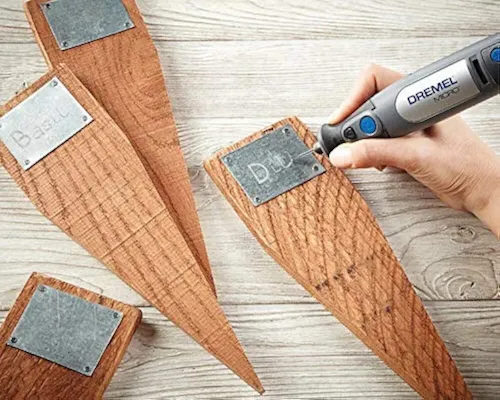 Dremel Micro - Outil Multifonction Rotatif Sans-fil 7,2V avec 35 Accessoires, Vitesse Variable