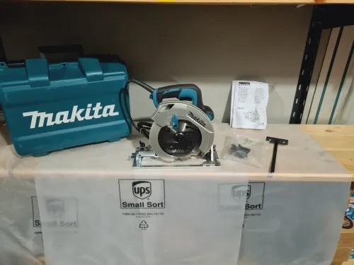 Scie circulaire électrique 190mm 1200W - MAKITA HS7601 coffret (Romania)