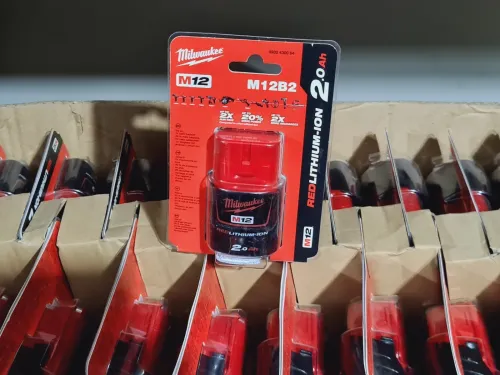 Batterie Li-Ion 12V 2.0Ah MILWAUKEE M12B2 (Redlithium-Ion)