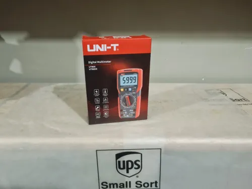 UNI-T UT89X - Multimètre numérique True RMS, test NCV, température, LED (ISO9001)
