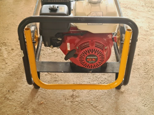 Groupe electrogène ess 5KVA 220V moteur HONDA GX270 - AYERBE 5000H (Italy-Japan)