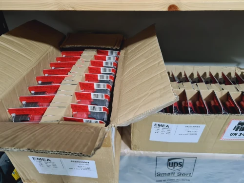 Batterie Li-Ion 12V 2.0Ah MILWAUKEE M12B2 (Redlithium-Ion)