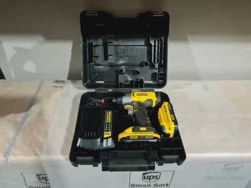 Visseuse à choc 168Nm 20V/2x2.0Ah - STANLEY FatMax SFMCF800 (neuf)