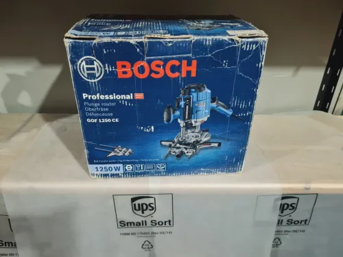 Défonceuse compact et puissante 1250W - BOSCH GOF 1250 CE (Germany)