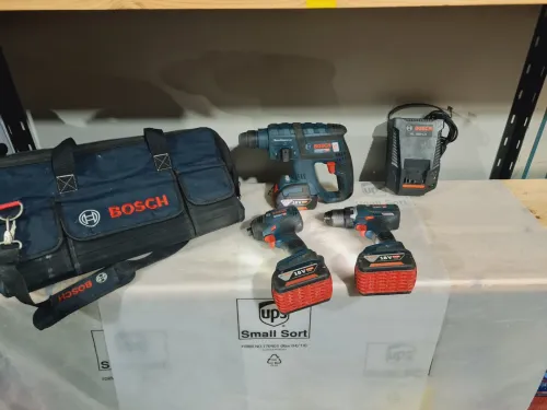 kit BOSCH 3pcs 18V 5.0Ah perforateur + perceuse + Visseuse à choc (BL-2018)
