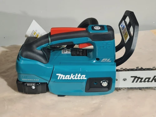 Scie à chaîne / tronçonneuse à batterie 18V MAKITA DUC254RF 25 cm (BL-2023-Romania)