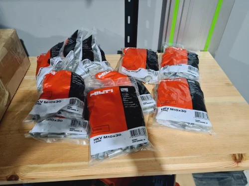 Cheville HKD compact HILTI HKV M10x30 (50pcs)