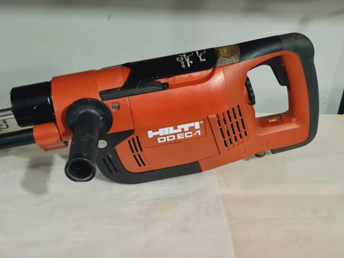 Carotteuse 35mm + Unité de recyclage d'eau HILTI DD EC-1 + DD-REC1 (Lichtenstein)