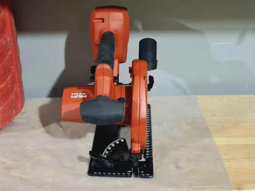 Scie circulaire sans fil 22V 3.3Ah 165mm HILTI SCW 22-A 
