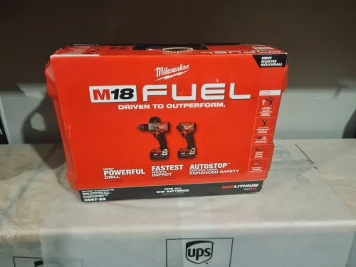 MILWAUKEE 3697-22 kit 2 machines 4ème génération perceuse + Visseuse à choc (USA-AutoStop)