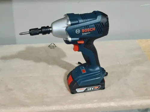Boulonneuse 18V 1/2" 250Nm - BOSCH GDS 250-LI (2B3.0+ch+cof)