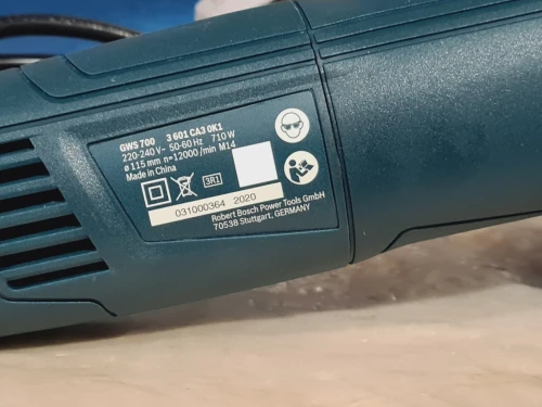 Meuleuse d'angle 115mm 710w BOSCH GWS 700 