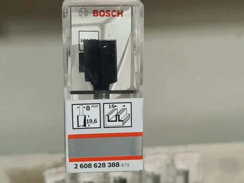 BOSCH - fraise à rainer 8mm droite D 8/10/12/14/15/16 x 19,6mm