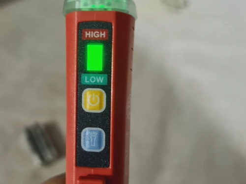 UNI-T UT12D-ROW - testeur de tension alternative sans contact (CE-UKCA-cETLus)