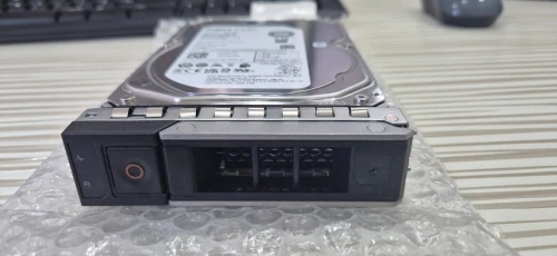 Disque Dur Serveur Dell EMC 2TB 3.5" SATA 6 Gbps RMP 7.2K
