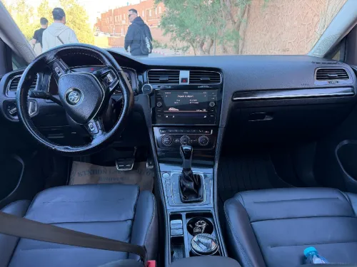 Volkswagen Golf 7 2018 Carat