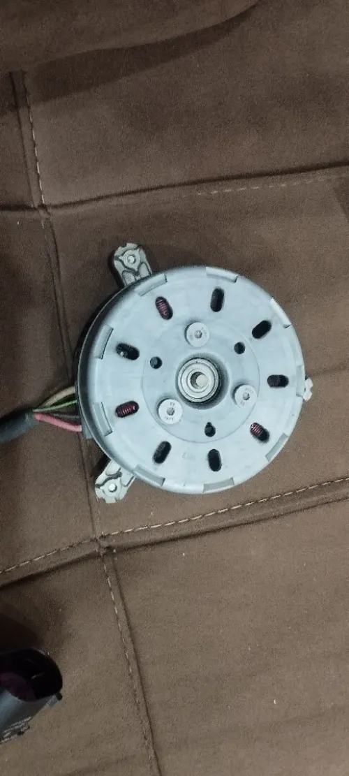 Moteur de ventilateur polo 1.0 année 2022 voyager