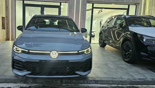 Volkswagen Golf 8 2025 R-Line
