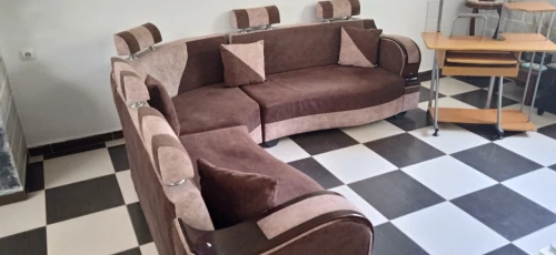Salon L