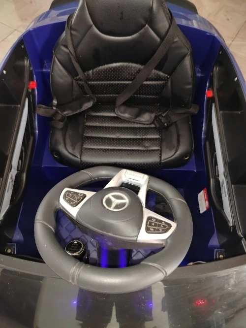 Voiture électrique enfant
