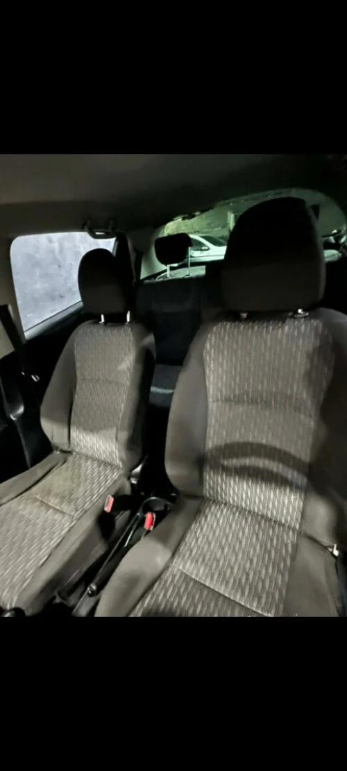 Toyota Yaris 2012 