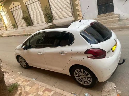Peugeot 208 2018 Access