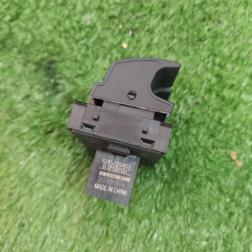 Bouton vitre gauche 