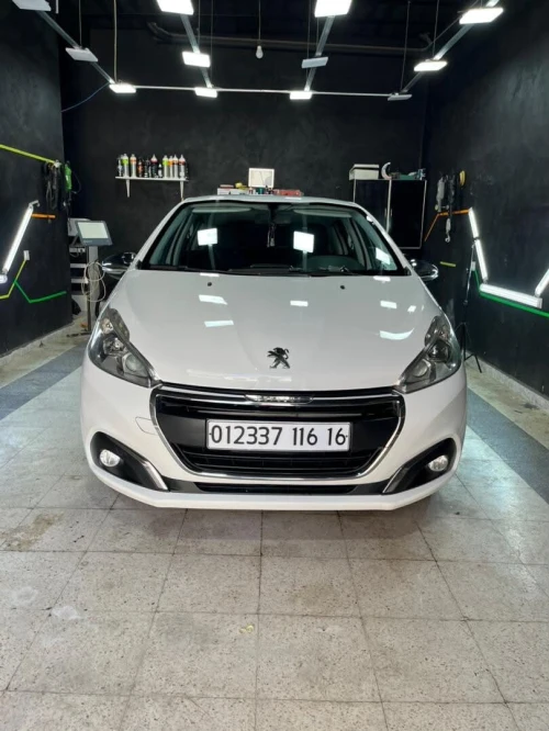 Peugeot 208 2016 Active Facelift