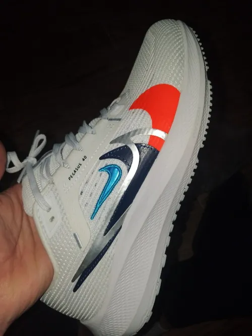 nike pegasus 40 premium original