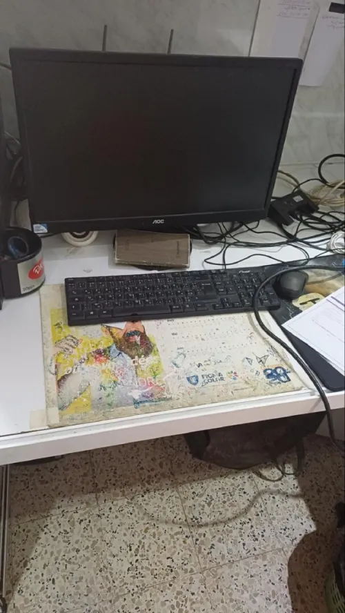 Un lot composé de: des  en hightglose 6