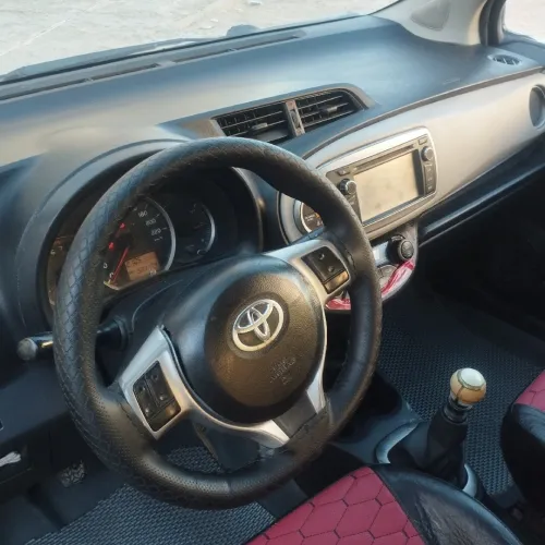 Toyota Yaris 2013 Touch Active