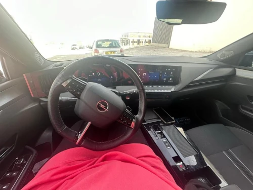 Opel Astra 2024 