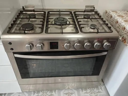 Cuisinière LG 5 feux 90cm